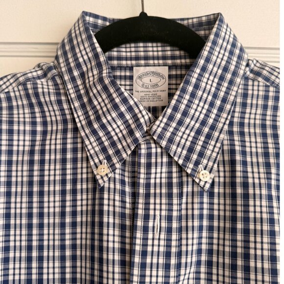 Brooks Brothers Large - Picture 2 of 2